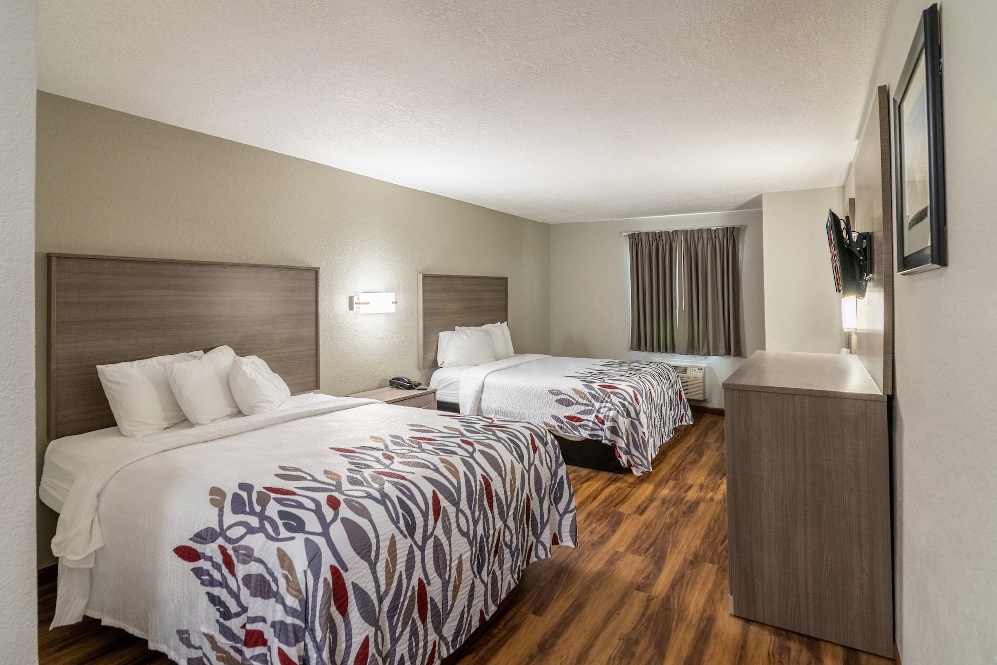 Red Roof Inn & Suites Pensacola-Nas Corry Экстерьер фото